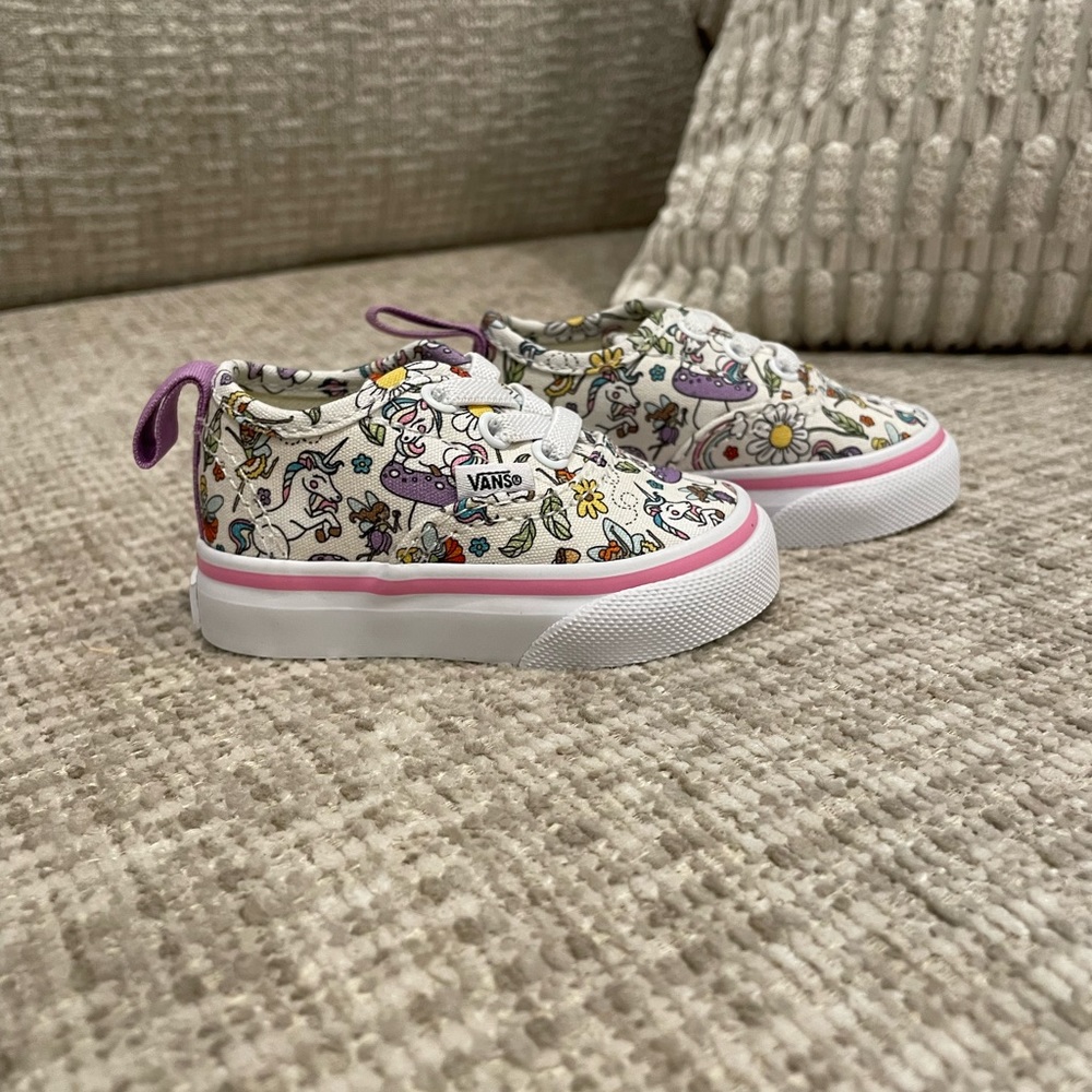 Toddler Vans NWOT